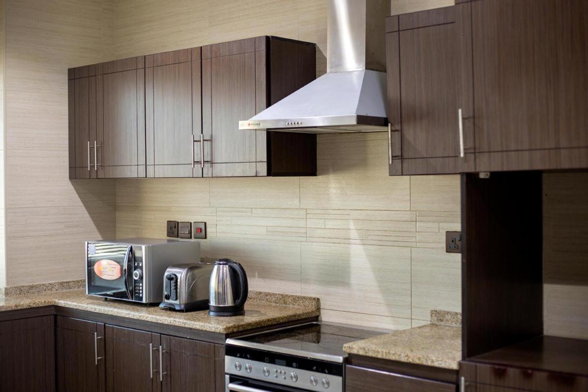 Better Living Apartment Dubai Exterior photo